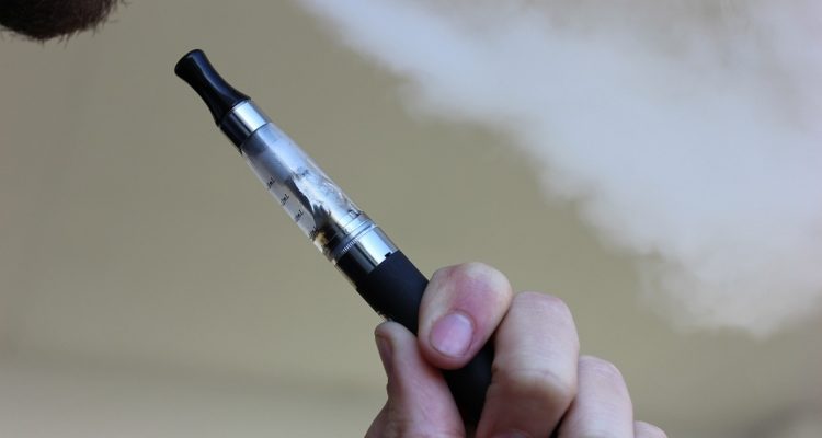 La cigarette électronique, une solution pour enfin arrêter de fumer !
