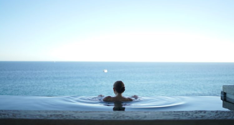 Découvrez les 3 raisons de choisir une thalasso à Deauville pour un séjour revitalisant