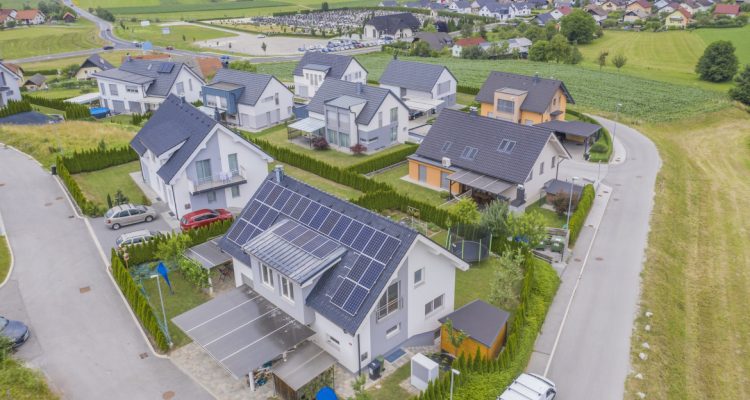 Installation solaire : la bonne solution pour créer votre propre énergie !