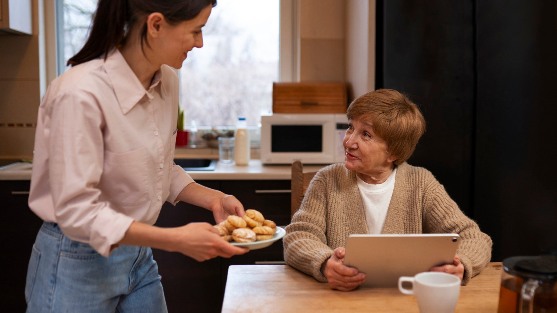 Quand envisager un service d’aide à domicile ponctuel ou régulier ?