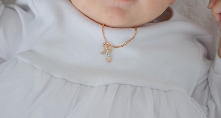 Quel modèle de médaille choisir pour un baptême ?