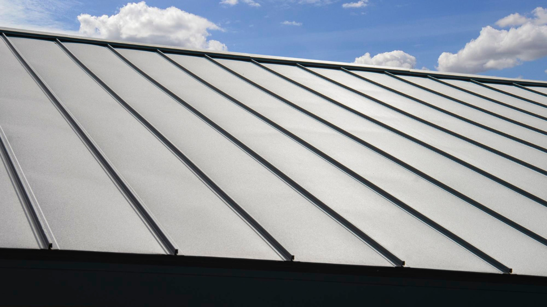 Couvertine aluminium : protéger et sublimer sa toiture à Dijon et en Côte-d’Or