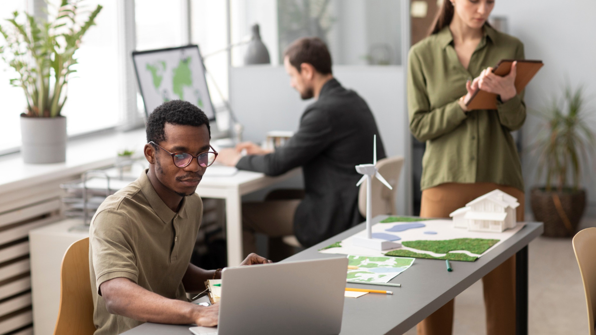 Pourquoi se faire accompagner par un consultant pour préparer son évaluation Ecovadis ?